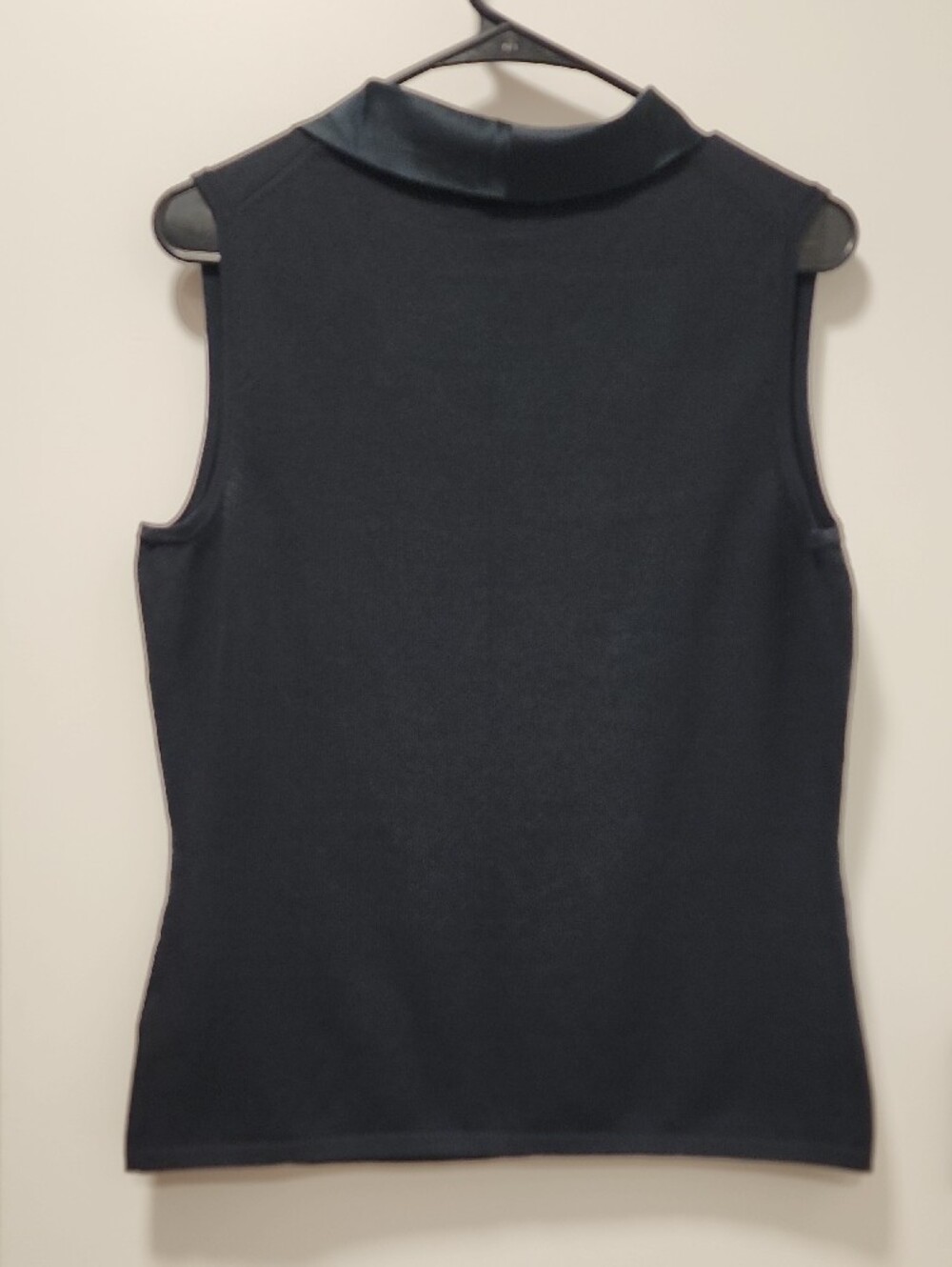 Apt. 9 Black Satin Tie-Neck Sleeveless Camisole - Picture 2 of 4